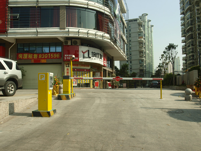 廈門源昌新天地停車場設備圖片